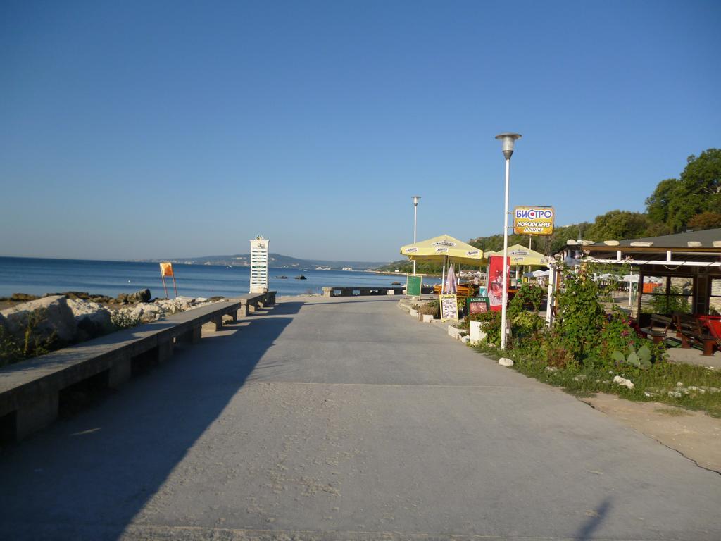 Olimpia Supersnab Hotel Balčik Exteriér fotografie