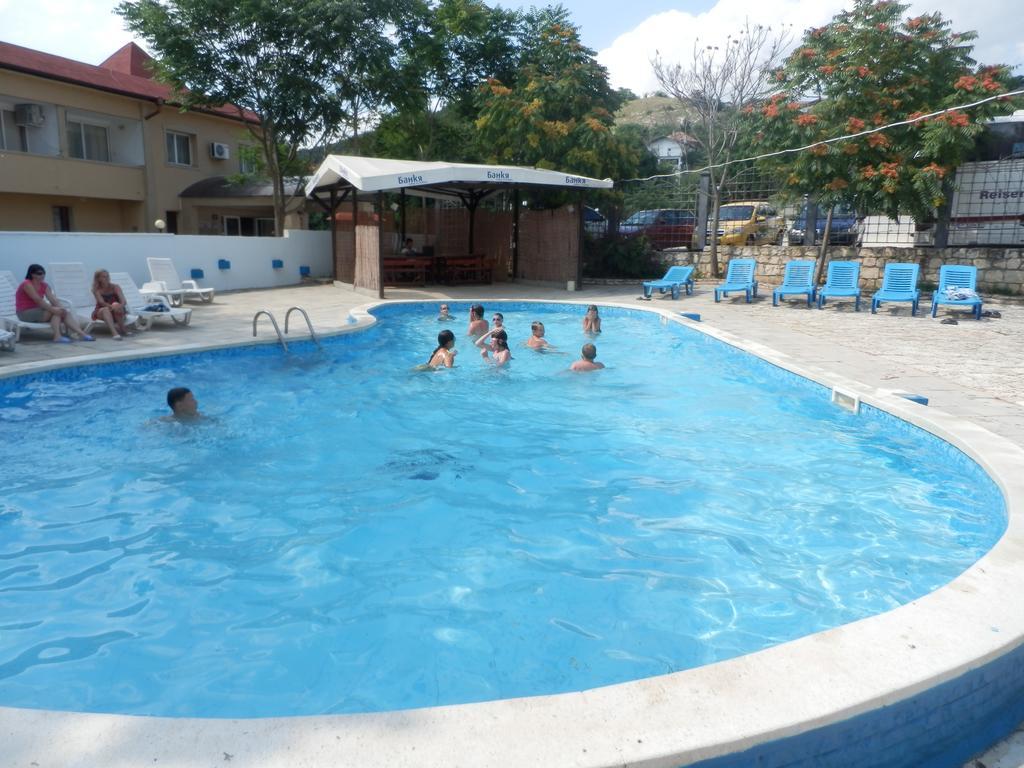 Olimpia Supersnab Hotel Balčik Exteriér fotografie