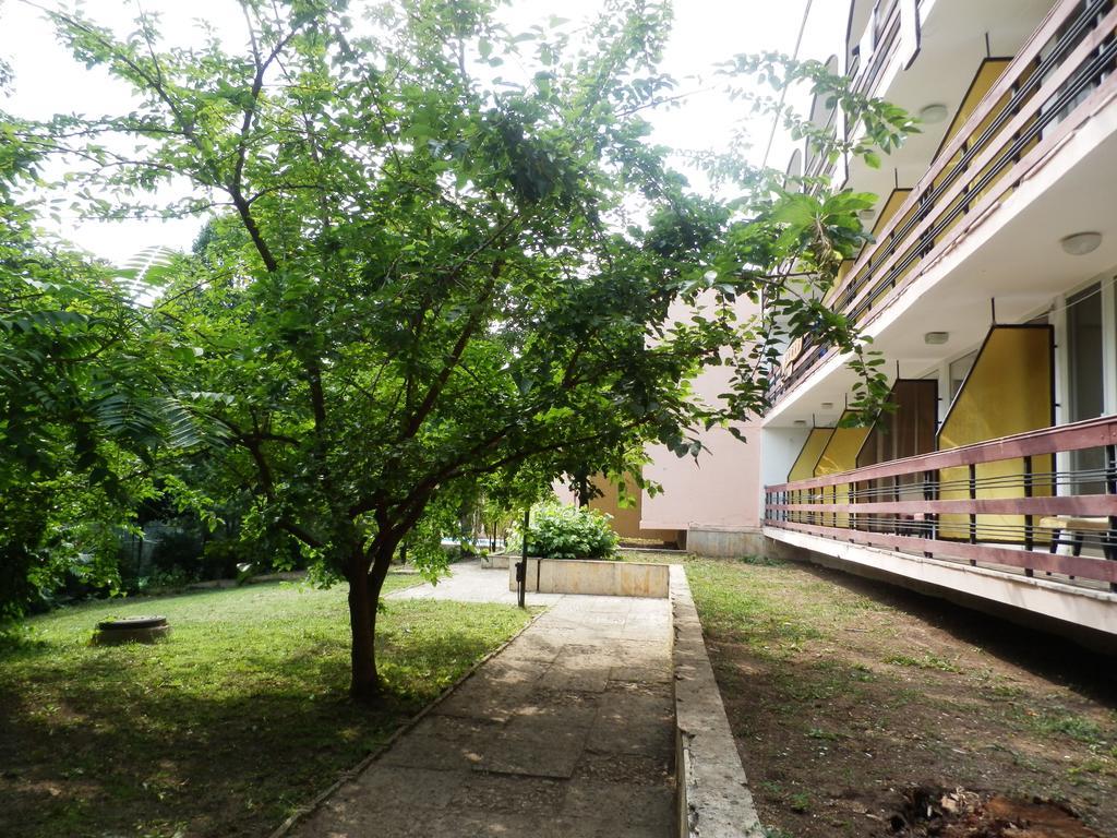 Olimpia Supersnab Hotel Balčik Exteriér fotografie