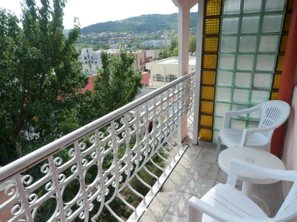 Olimpia Supersnab Hotel Balčik Exteriér fotografie
