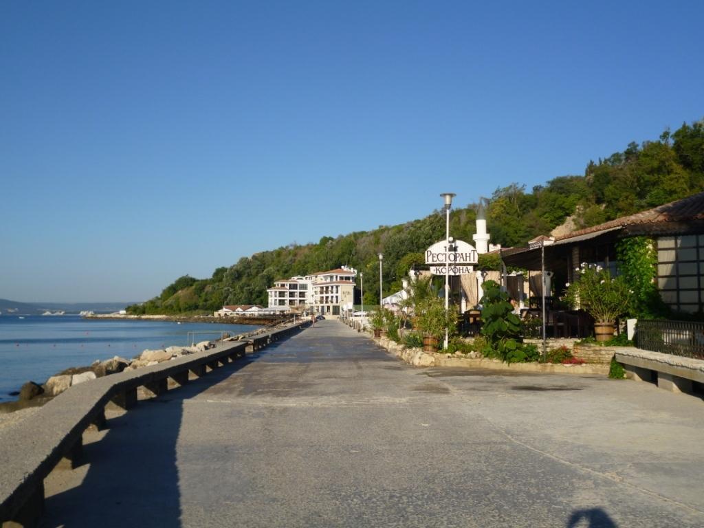 Olimpia Supersnab Hotel Balčik Exteriér fotografie