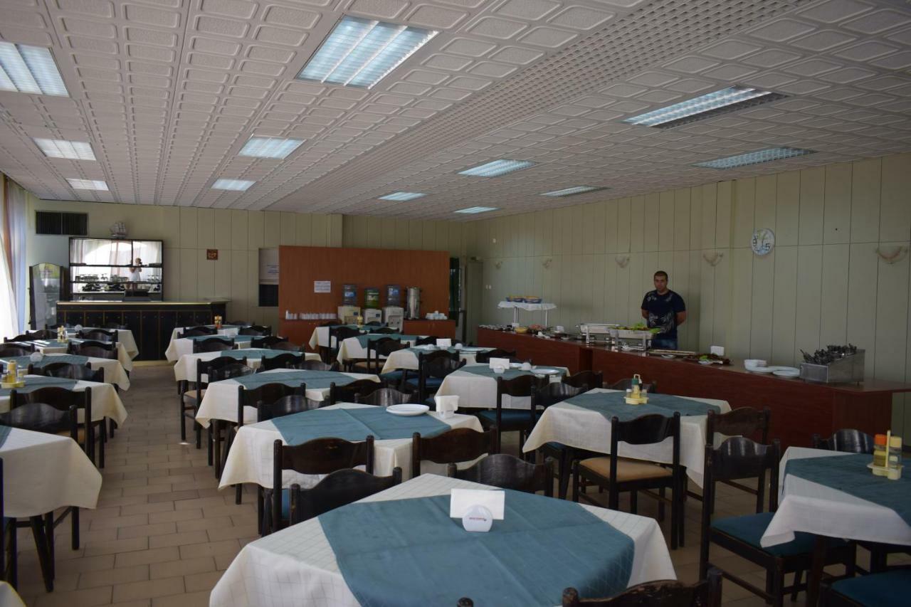 Olimpia Supersnab Hotel Balčik Exteriér fotografie